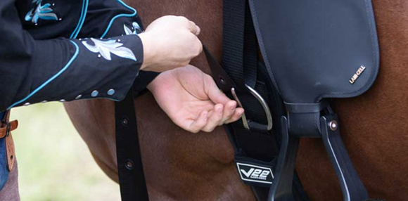 Lami Cell V22 Ventex Western Girth with Detachable Liner